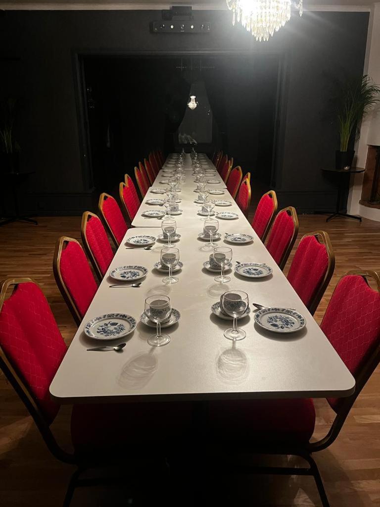 Hotell Gaestis Tierp 外观 照片
